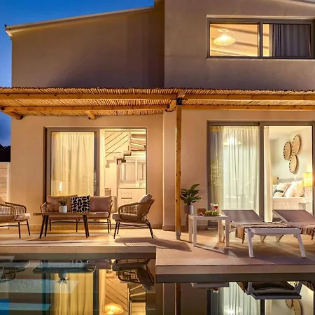 Romas 2 By Vasilikí